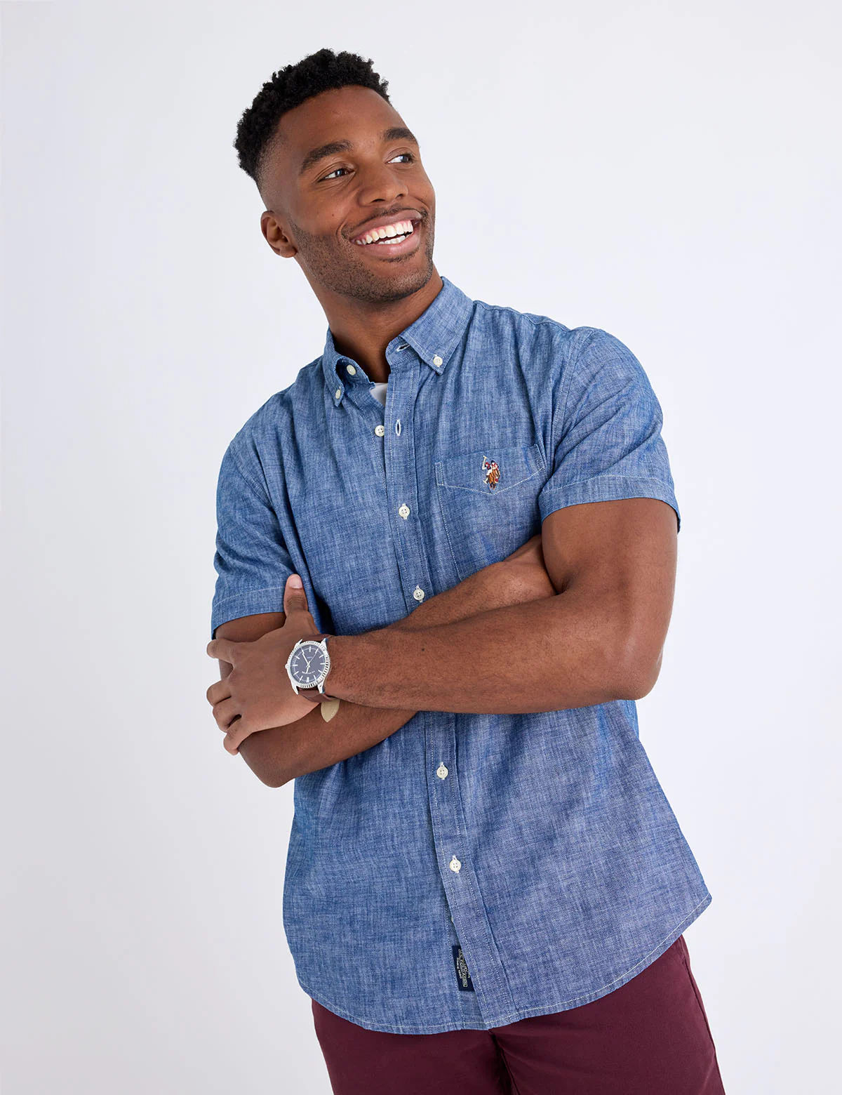 27267-short-sleeve-indigo-chambray-shirt-with-pocket-1.webp SHORT SLEEVE INDIGO CHAMBRAY SHIRT WITH POCKET