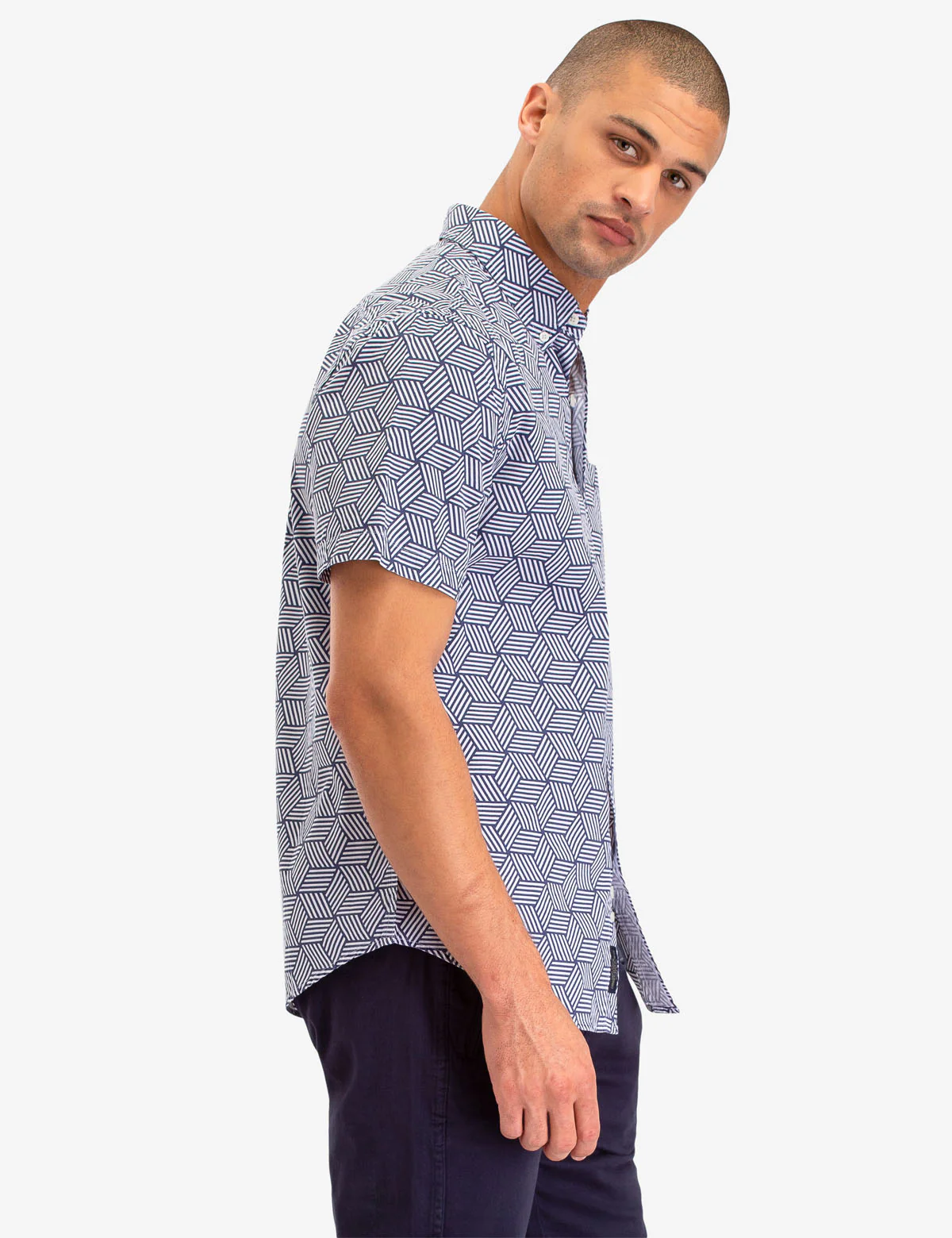 GEOMETRIC PRINT SHORT SLEEVE SHIRT