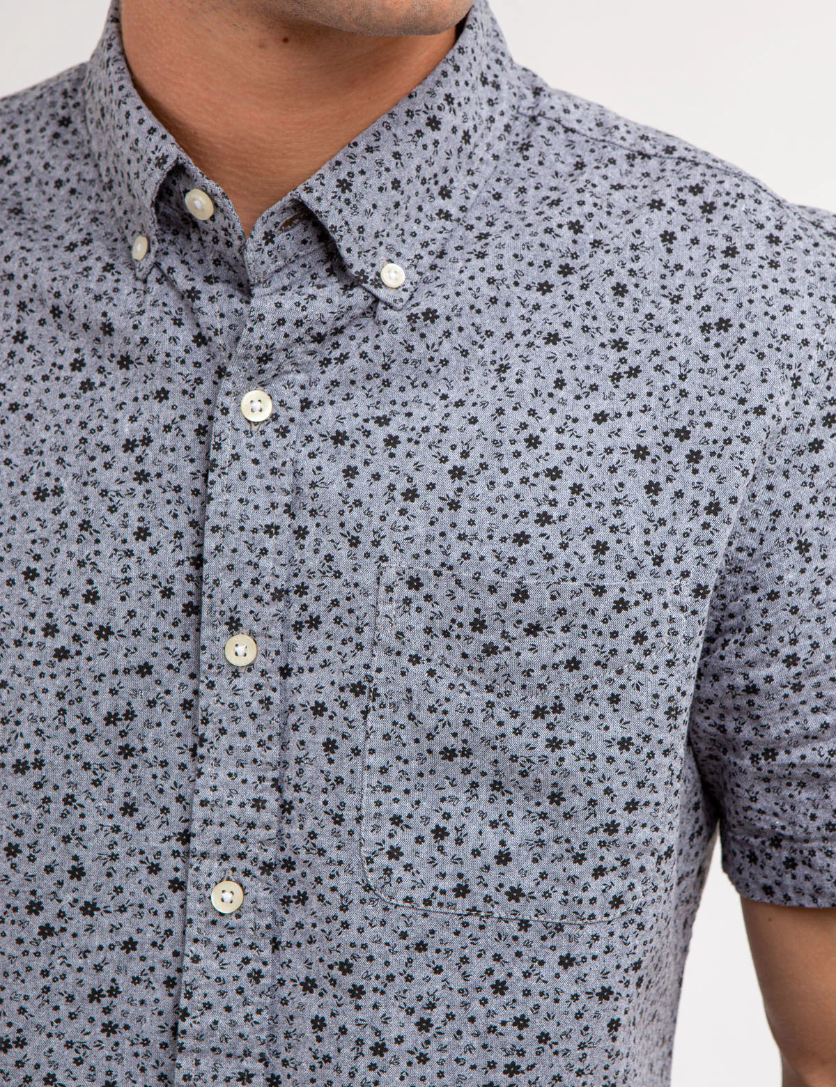 27564-yarn-dye-discharged-print-short-sleeve-shirt-2.webp YARN DYE DISCHARGED PRINT SHORT SLEEVE SHIRT
