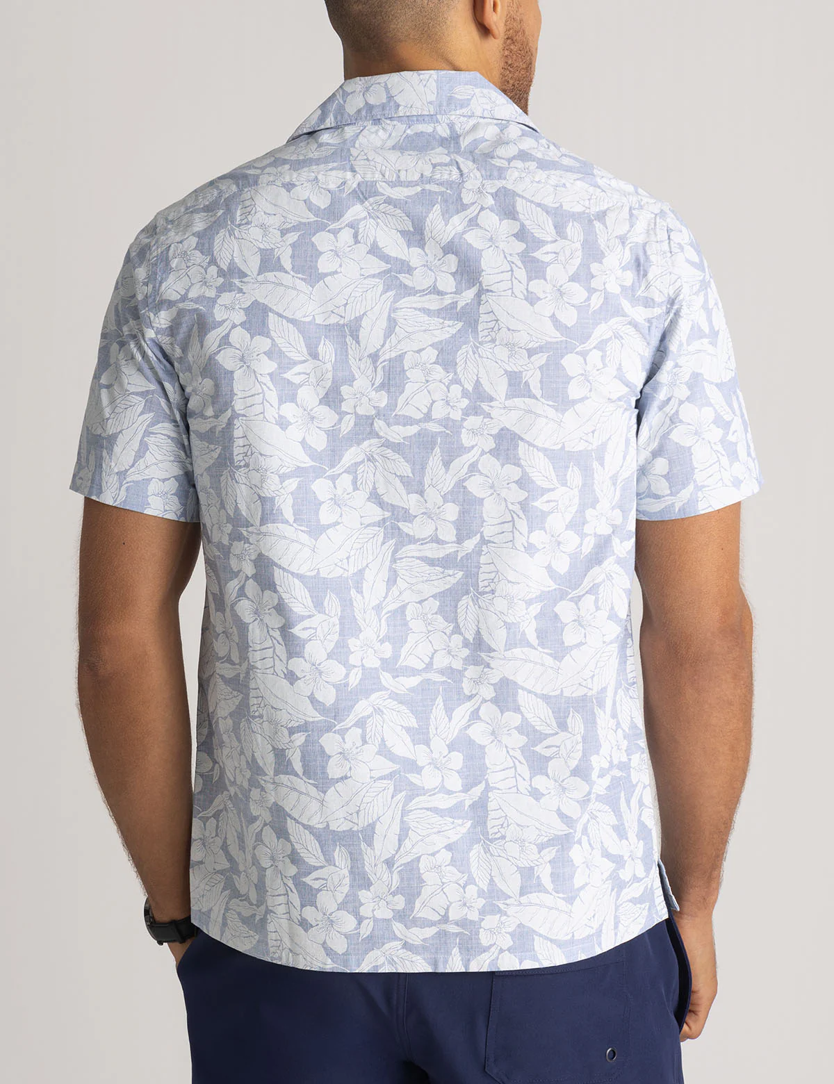 27778-short-sleeve-tropical-print-camp-shirt-5.webp SHORT SLEEVE TROPICAL PRINT CAMP SHIRT