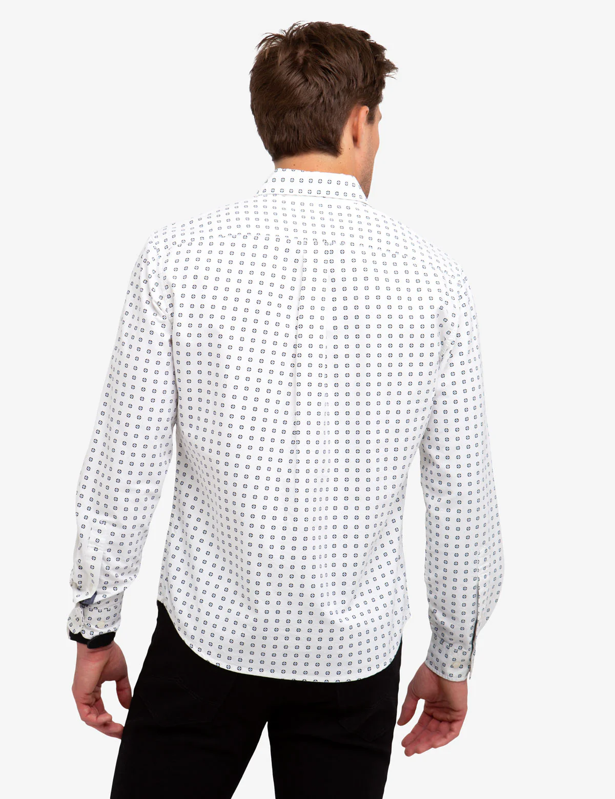 27822-no-tuck-geometric-print-oxford-shirt-4.webp NO-TUCK GEOMETRIC PRINT OXFORD SHIRT.