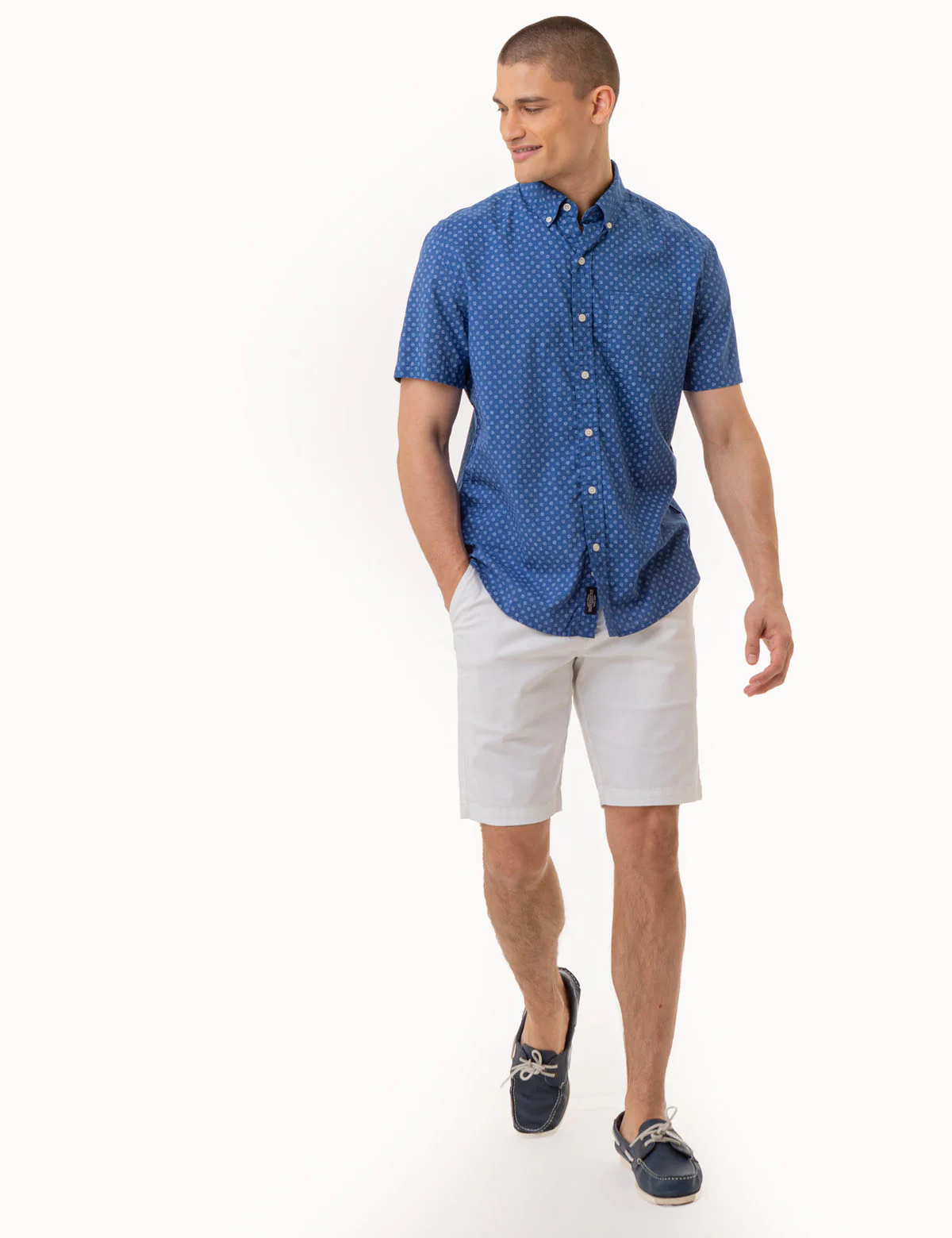 28005-ditsy-print-short-sleeve-woven-shirt-2.webp DITSY PRINT SHORT SLEEVE WOVEN SHIRT