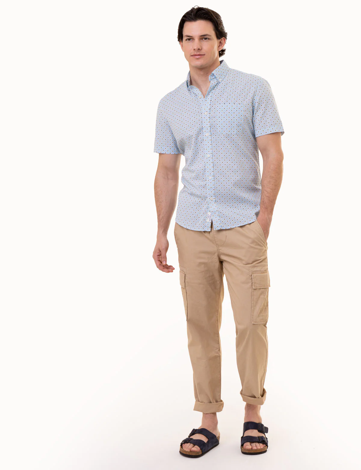 28106-short-sleeve-dot-print-woven-shirt-with-pocket-2.webp SHORT SLEEVE DOT PRINT WOVEN SHIRT WITH POCKET