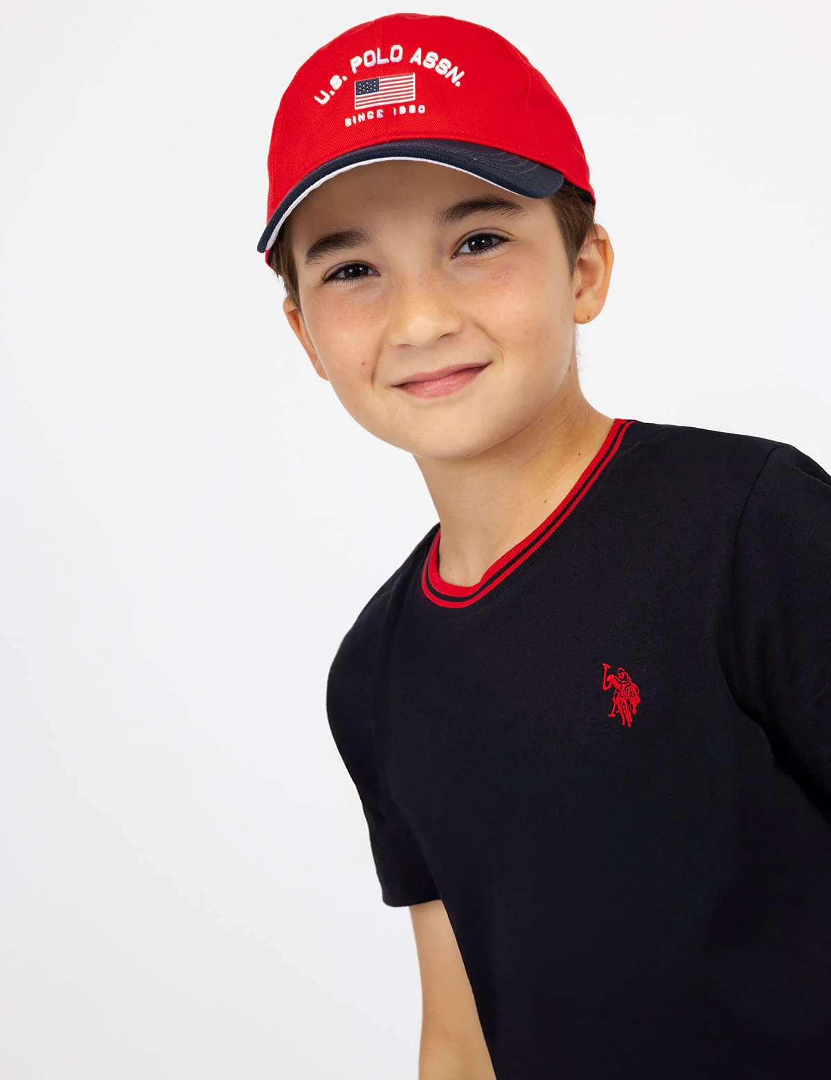 284-boys-tipped-crew-neck-t-shirt-1.webp BOYS TIPPED CREW NECK T-SHIRT