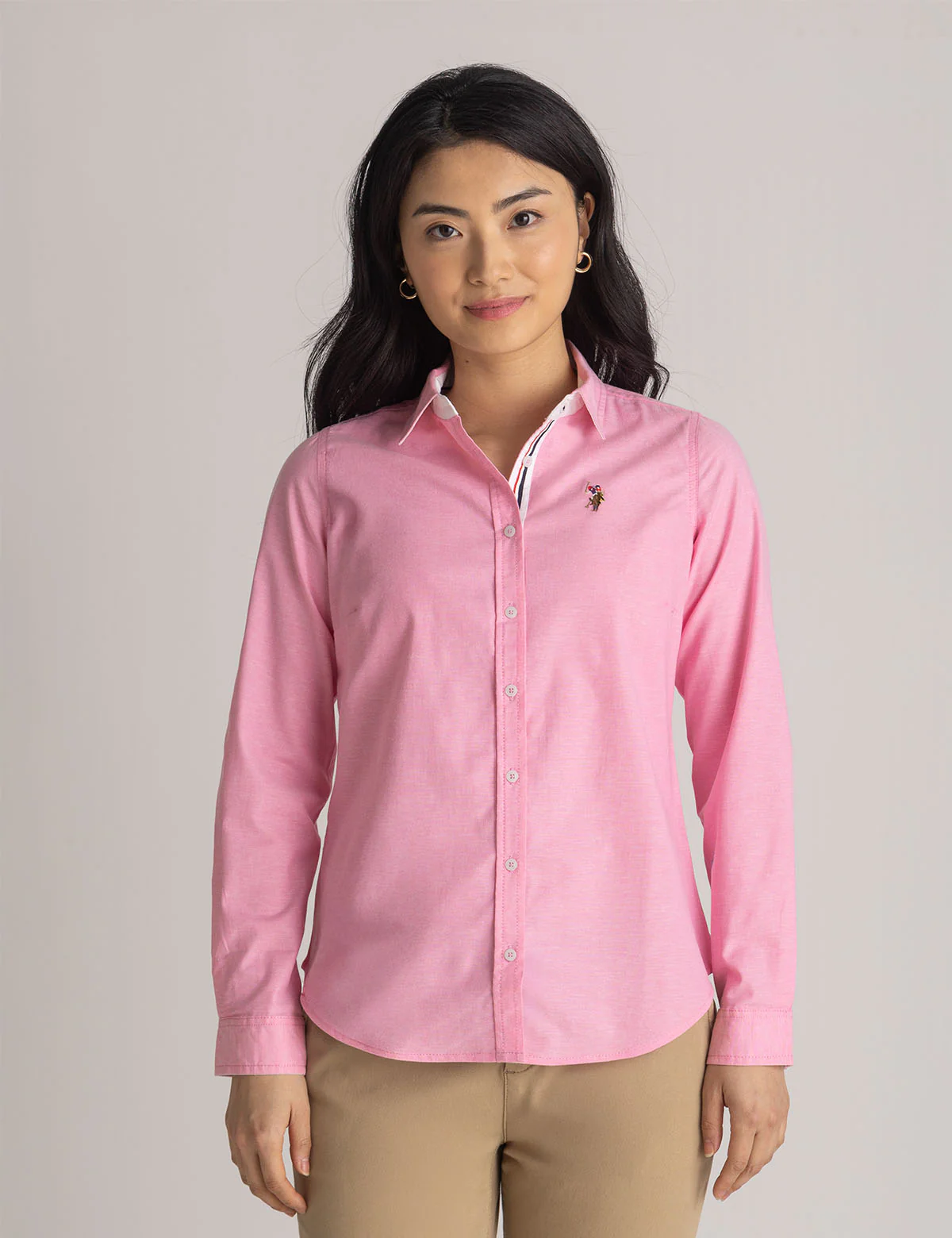 28706-long-sleeve-solid-stretch-oxford-shirt-3.webp LONG SLEEVE SOLID STRETCH OXFORD SHIRT