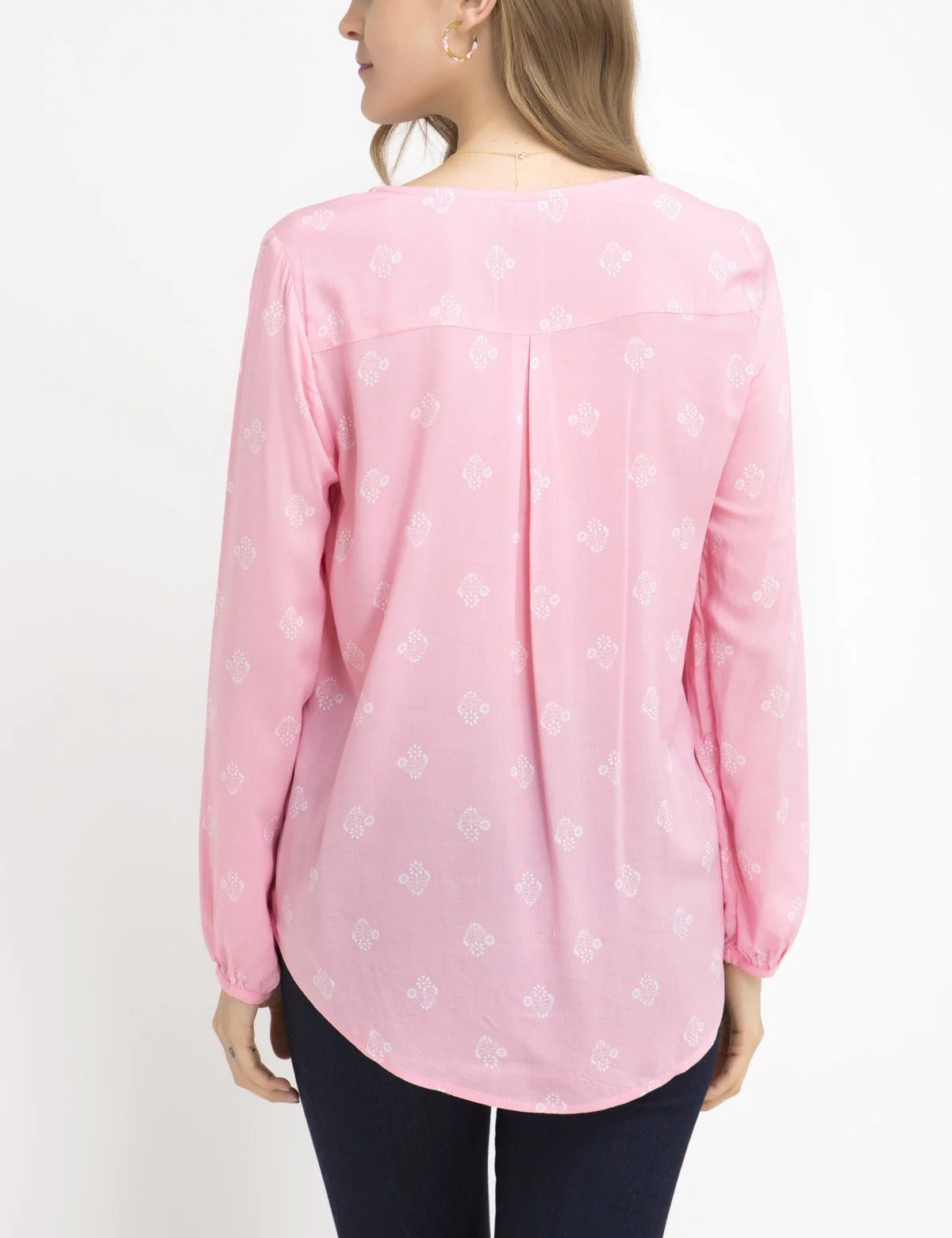 MEDALLION POPOVER SHIRT