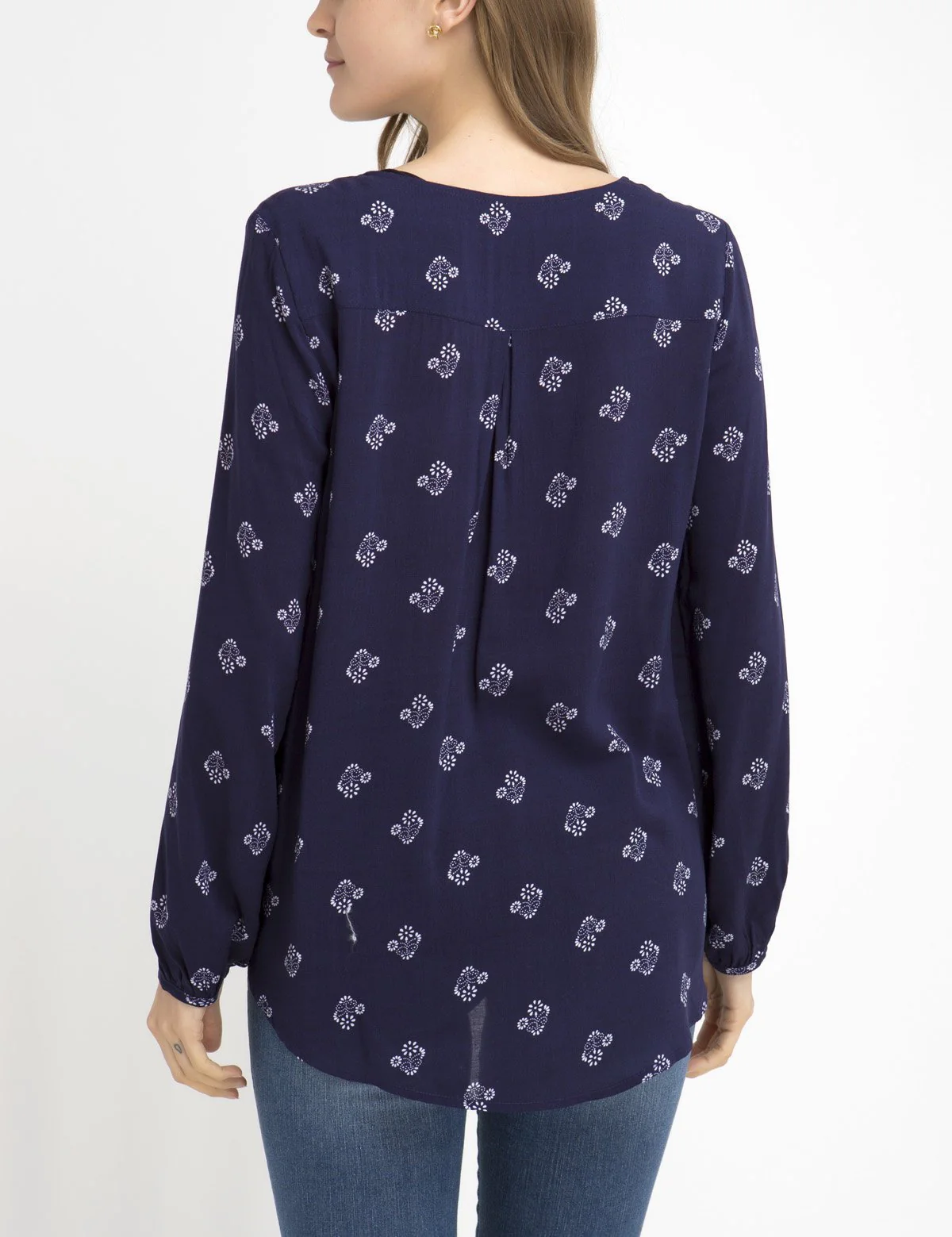 MEDALLION POPOVER SHIRT