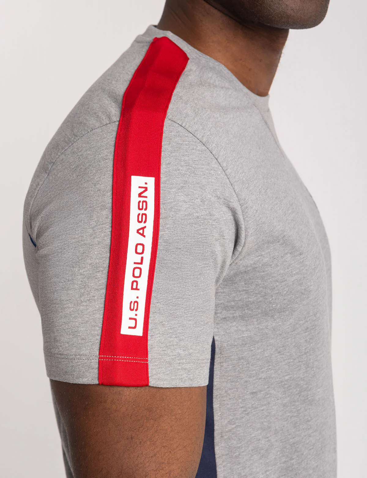 30220-shoulder-tricot-tape-jersey-color-block-t-shirt-2.webp SHOULDER TRICOT TAPE JERSEY COLOR BLOCK T-SHIRT
