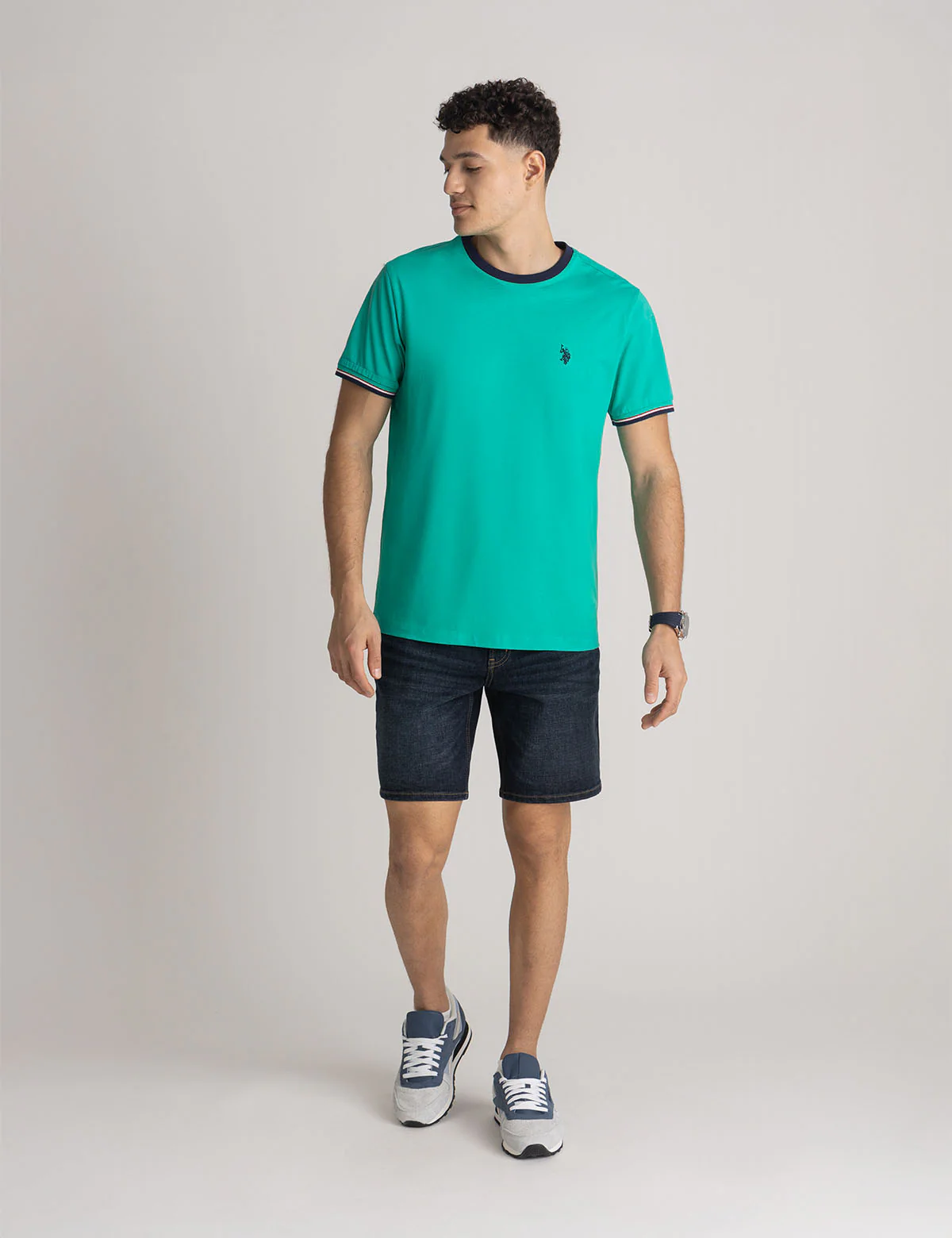 30929-signature-stripe-trim-ringer-t-shirt-7.webp SIGNATURE STRIPE TRIM RINGER T-SHIRT