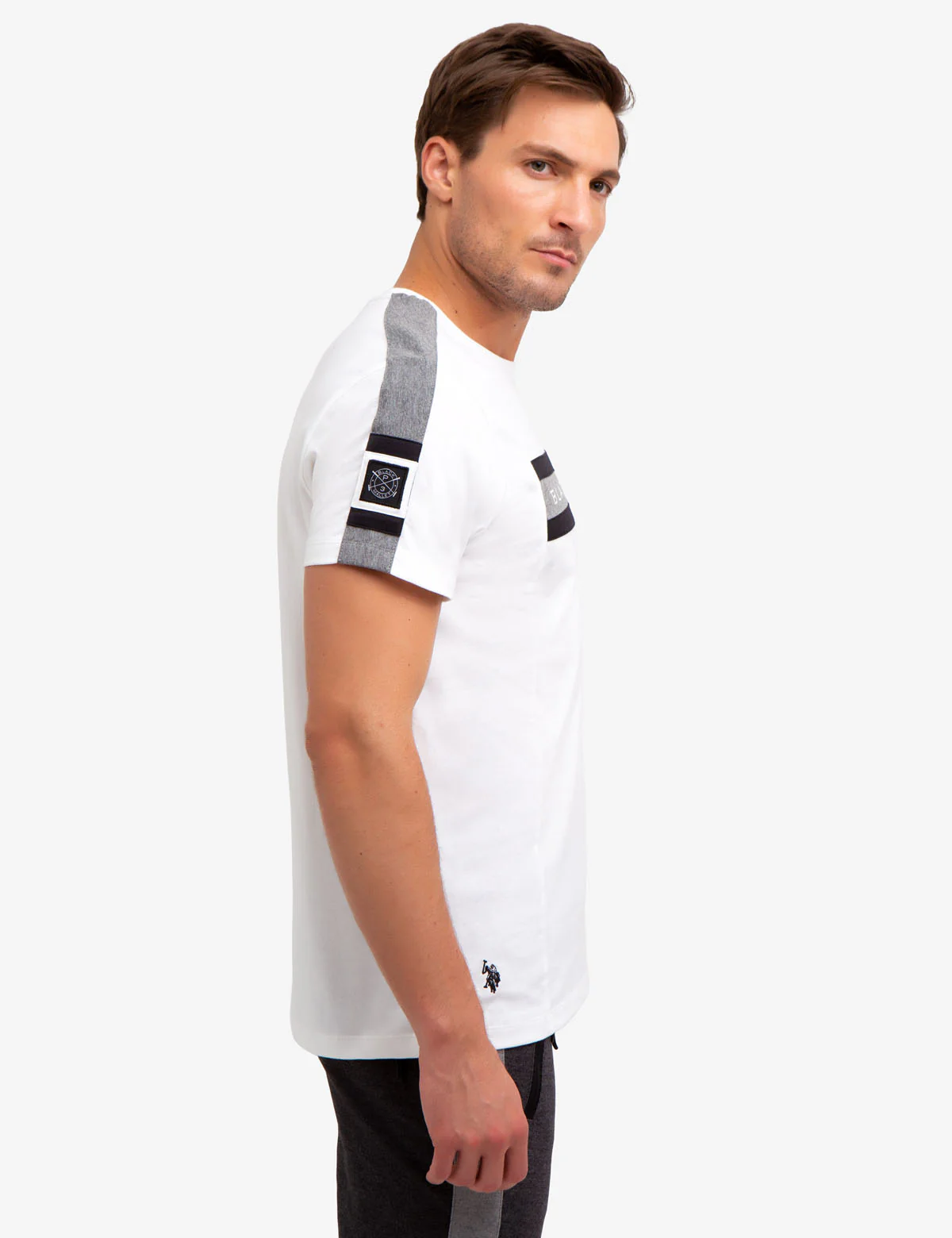31093-black-mallet-chest-stripe-t-shirt-7.webp BLACK MALLET CHEST STRIPE T-SHIRT
