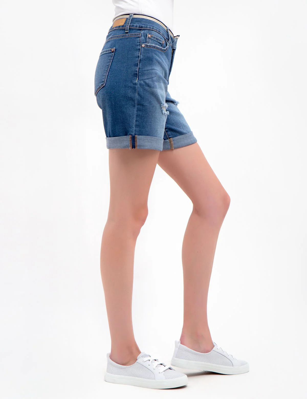 3406-denim-shorts-with-detailed-waist-2.webp DENIM SHORTS WITH DETAILED WAIST