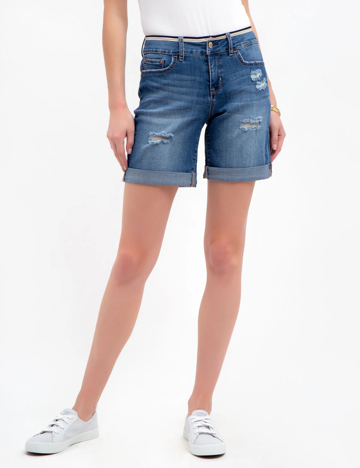3406-denim-shorts-with-detailed-waist-4.webp DENIM SHORTS WITH DETAILED WAIST