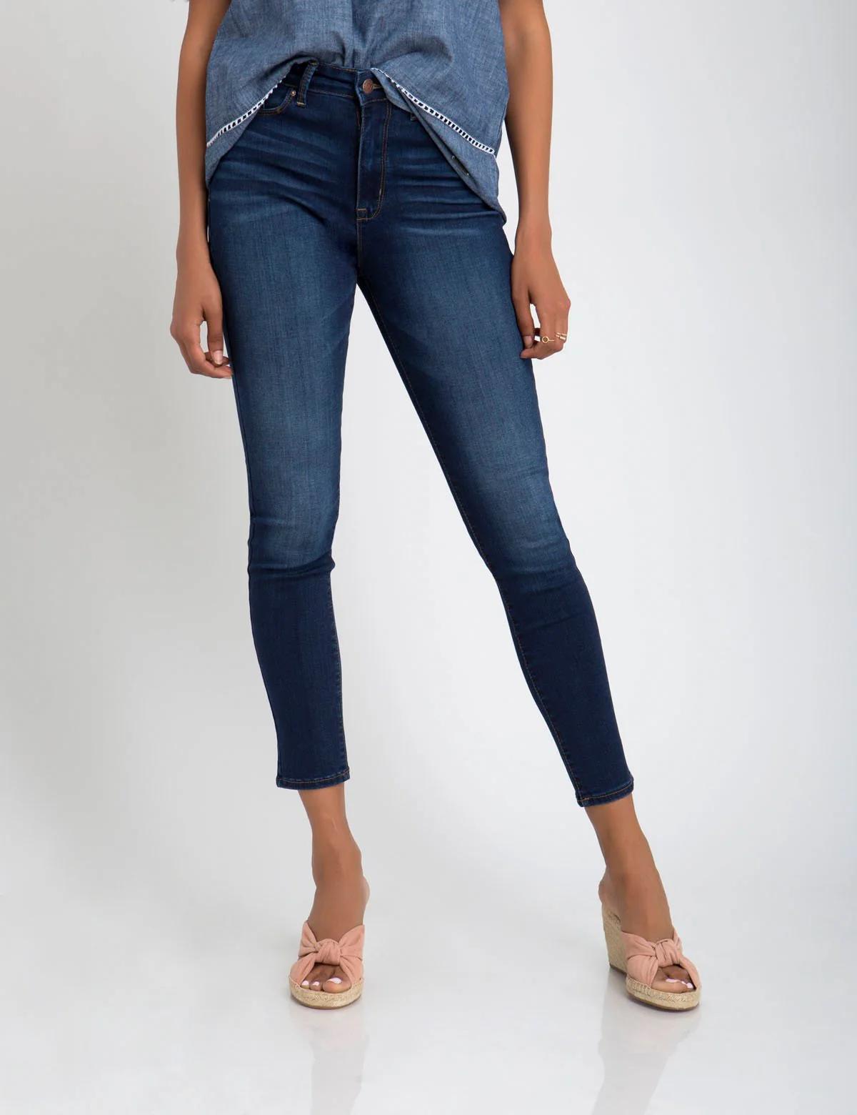 3519-high-rise-jeggings-1.webp HIGH RISE JEGGINGS