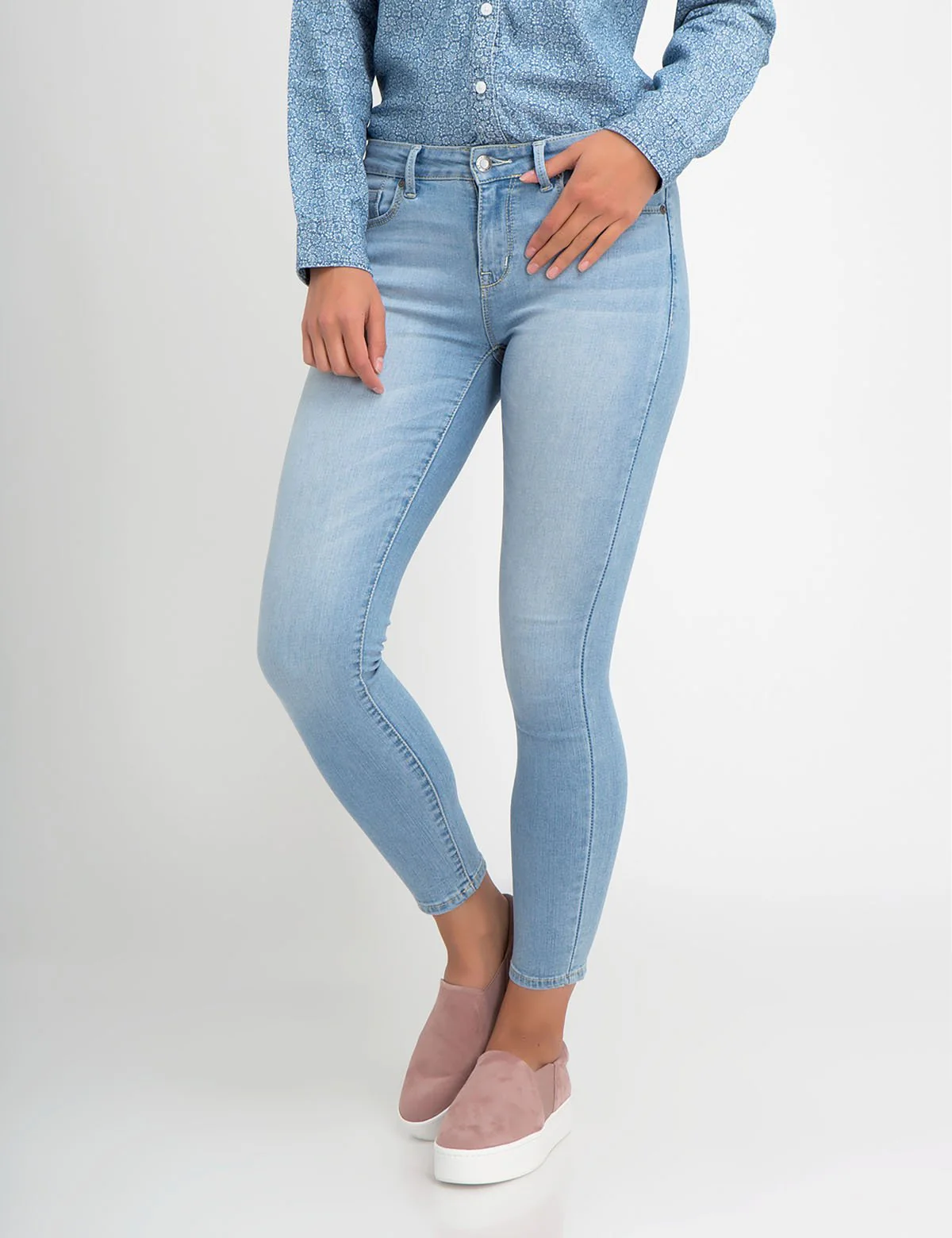 3602-mid-rise-jeggings-1.webp MID RISE JEGGINGS