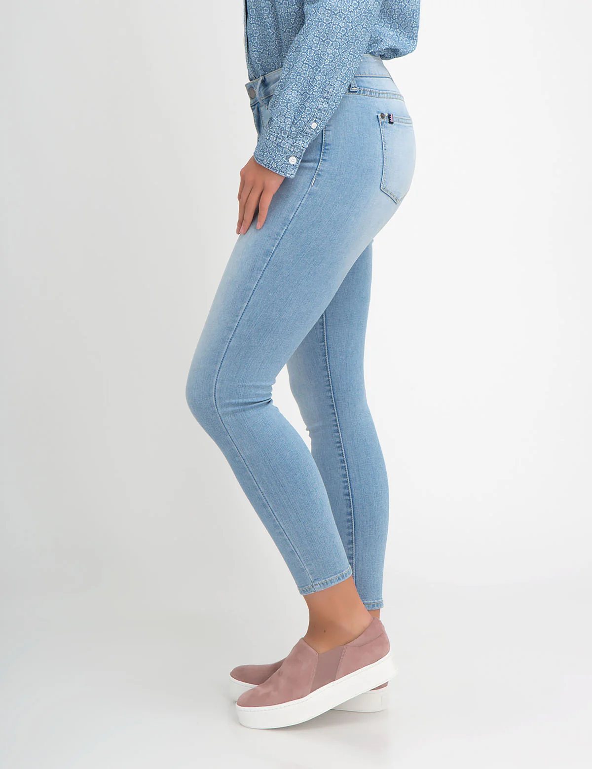 3602-mid-rise-jeggings-5.webp MID RISE JEGGINGS