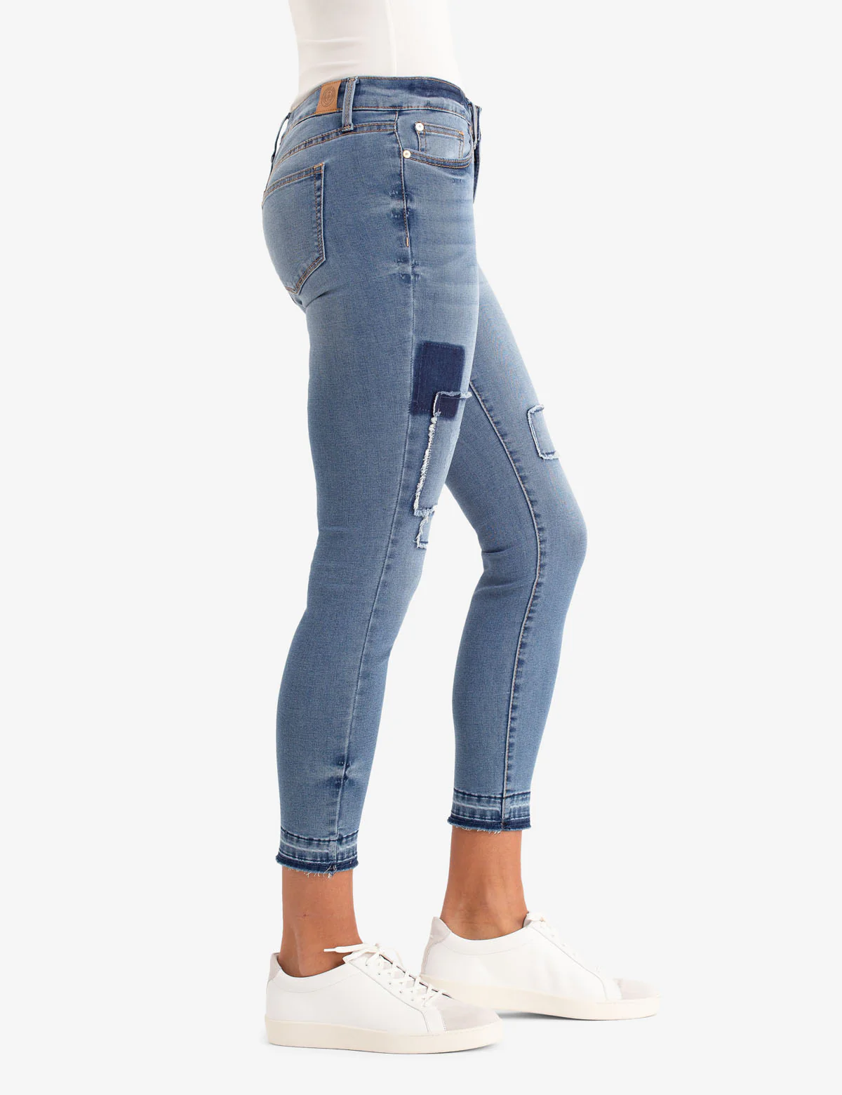 MID RISE SHORT SUPER SKINNY PATCHED JEANS