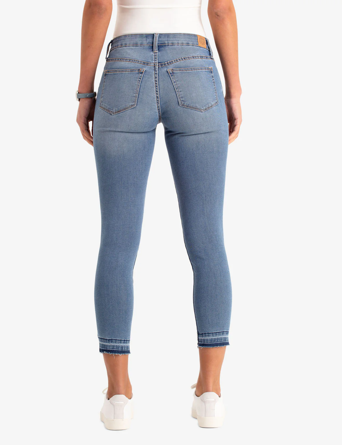 MID RISE SHORT SUPER SKINNY PATCHED JEANS