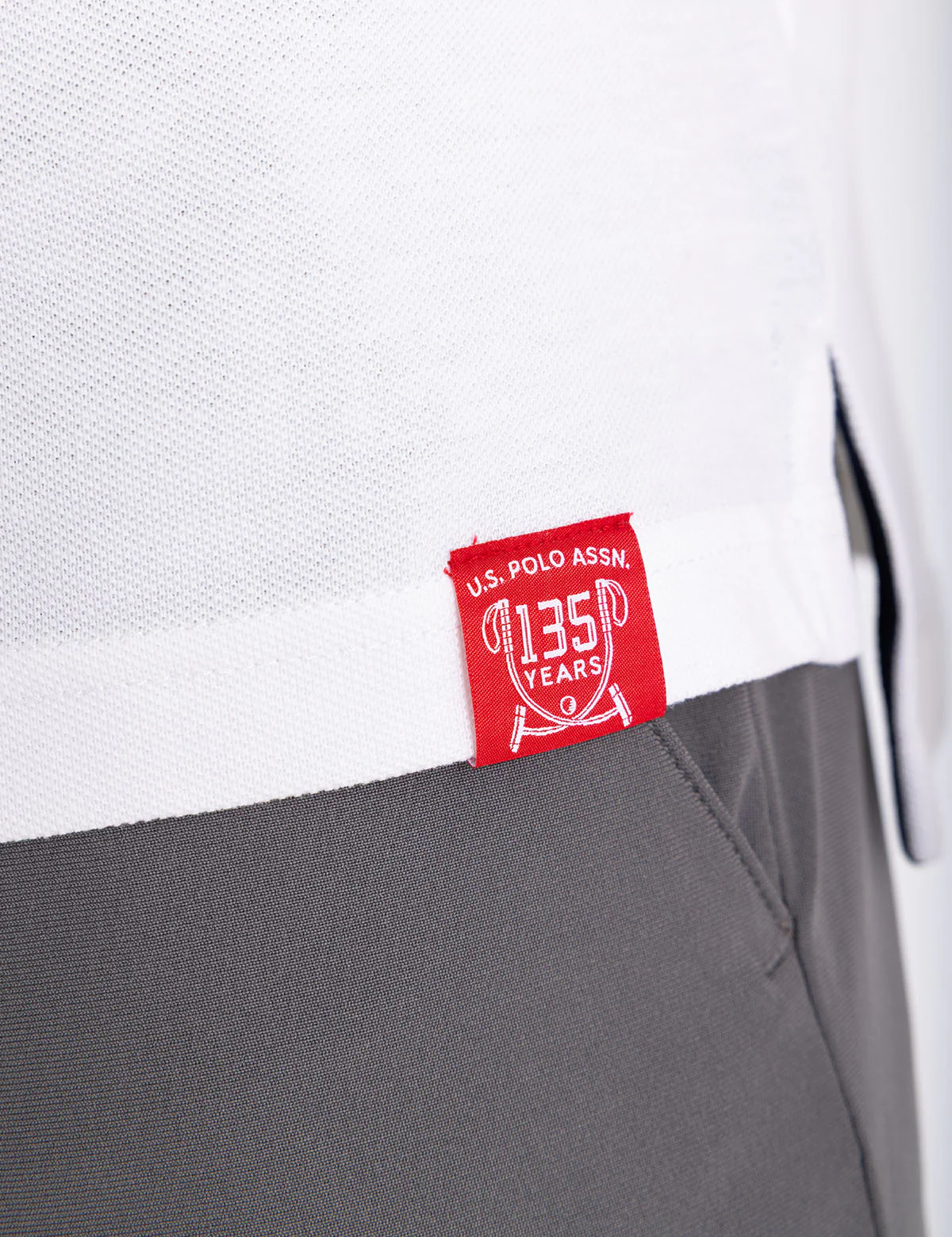 4574-135-anniversary-pique-polo-shirt-5.webp 135 ANNIVERSARY PIQUE POLO SHIRT