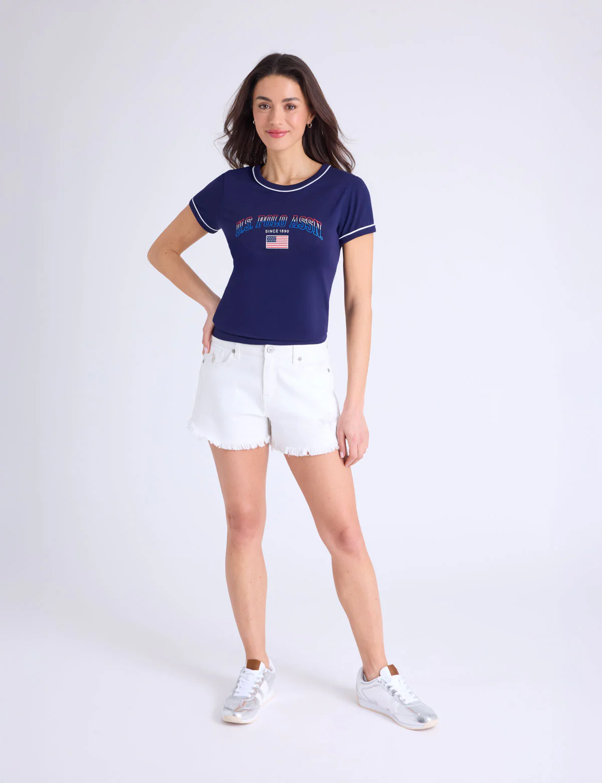 529-signature-stripe-piping-graphic-t-shirt-4.webp SIGNATURE STRIPE PIPING GRAPHIC T-SHIRT