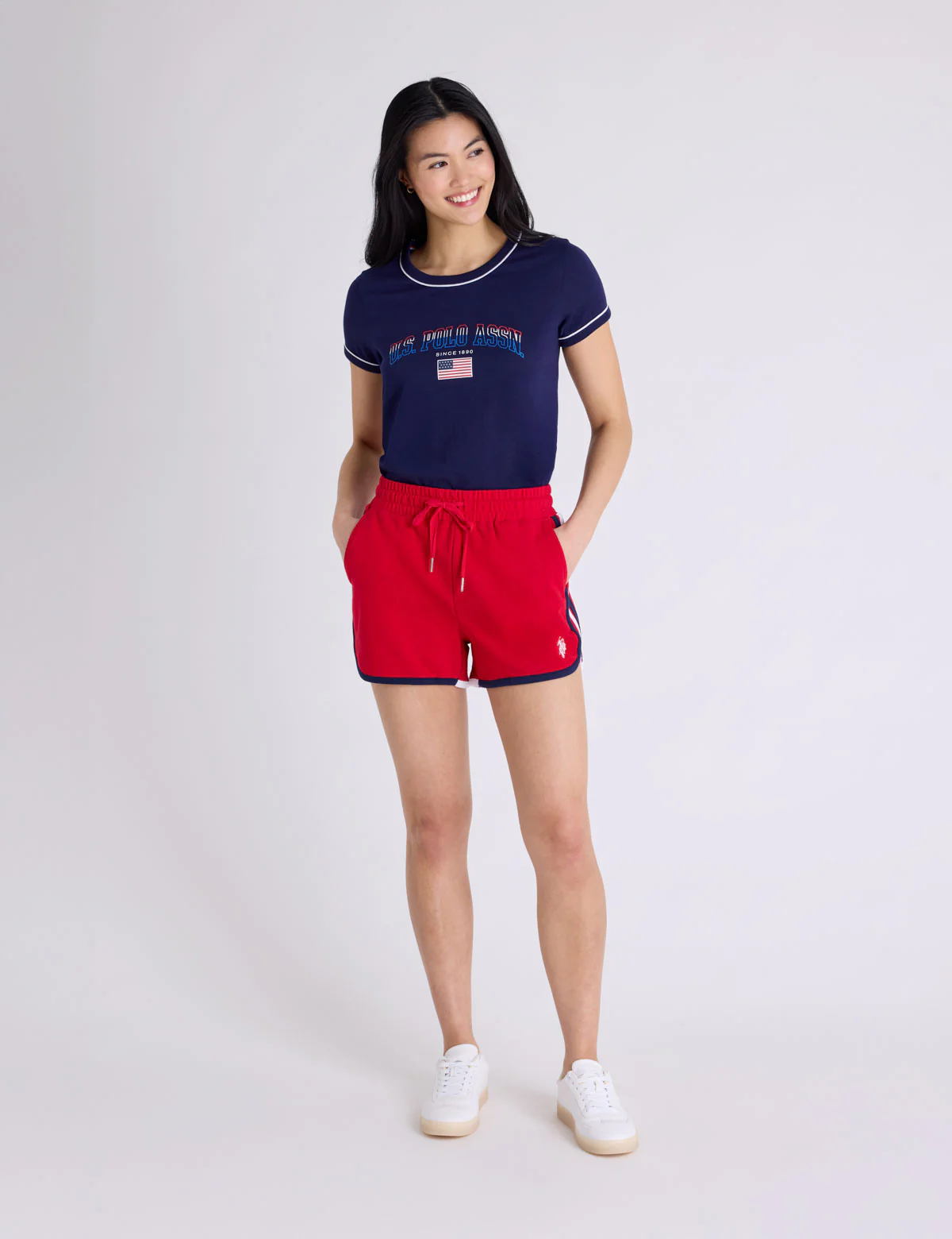 529-signature-stripe-piping-graphic-t-shirt-5.webp SIGNATURE STRIPE PIPING GRAPHIC T-SHIRT