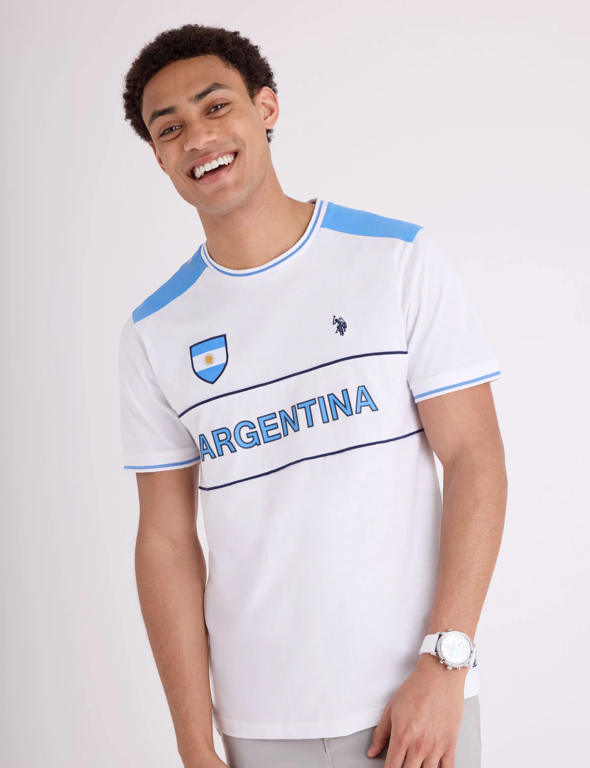 571-argentina-flag-shield-t-shirt-1.webp ARGENTINA FLAG SHIELD T-SHIRT