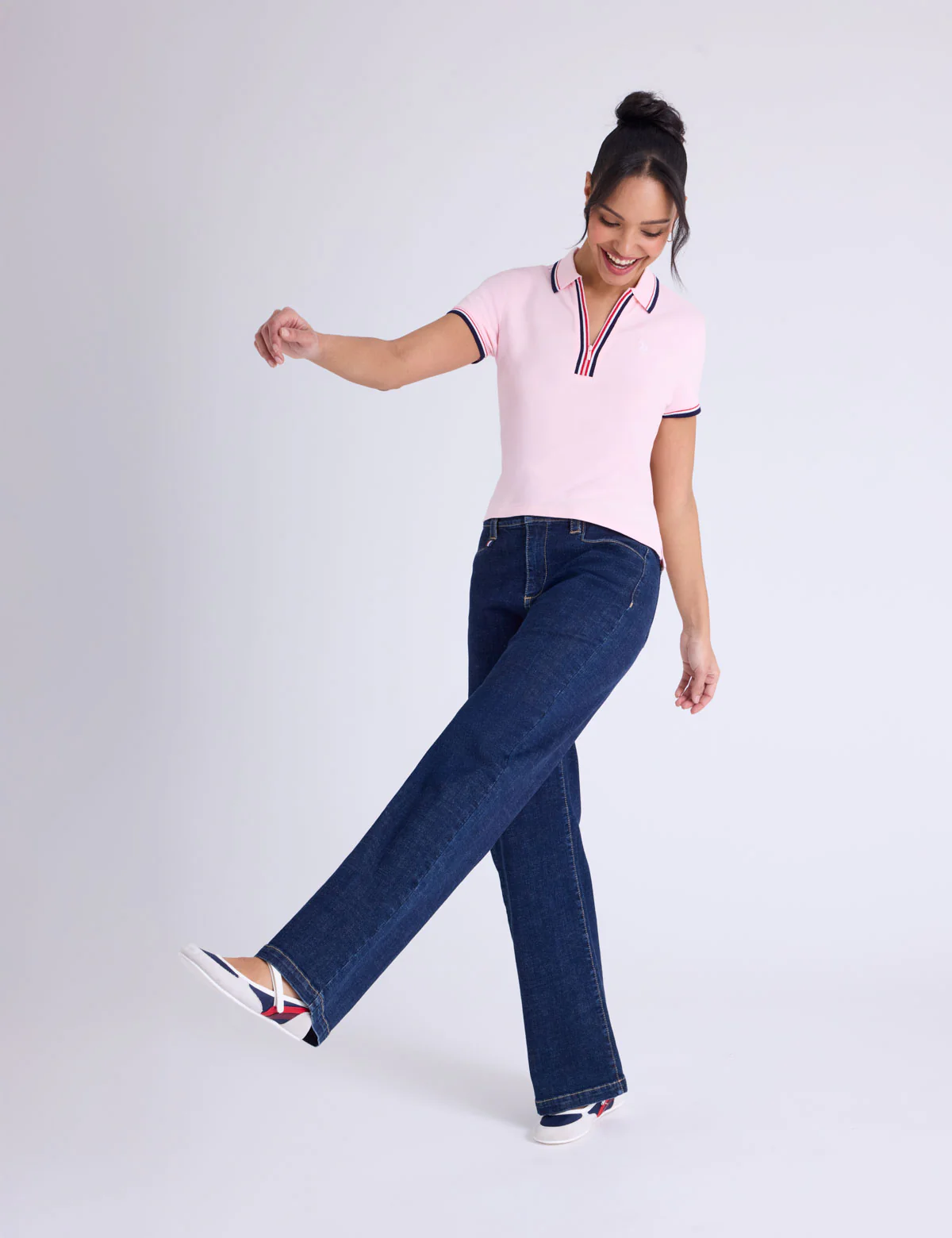 SIGNATURE STRIPE ZIP PLACKET POLO SHIRT
