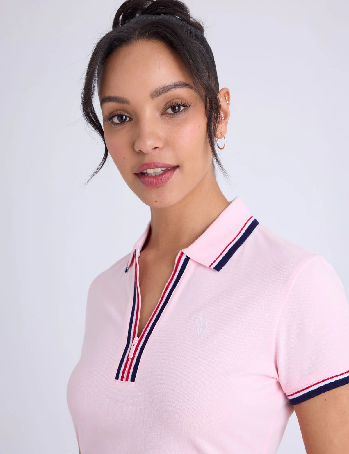 SIGNATURE STRIPE ZIP PLACKET POLO SHIRT
