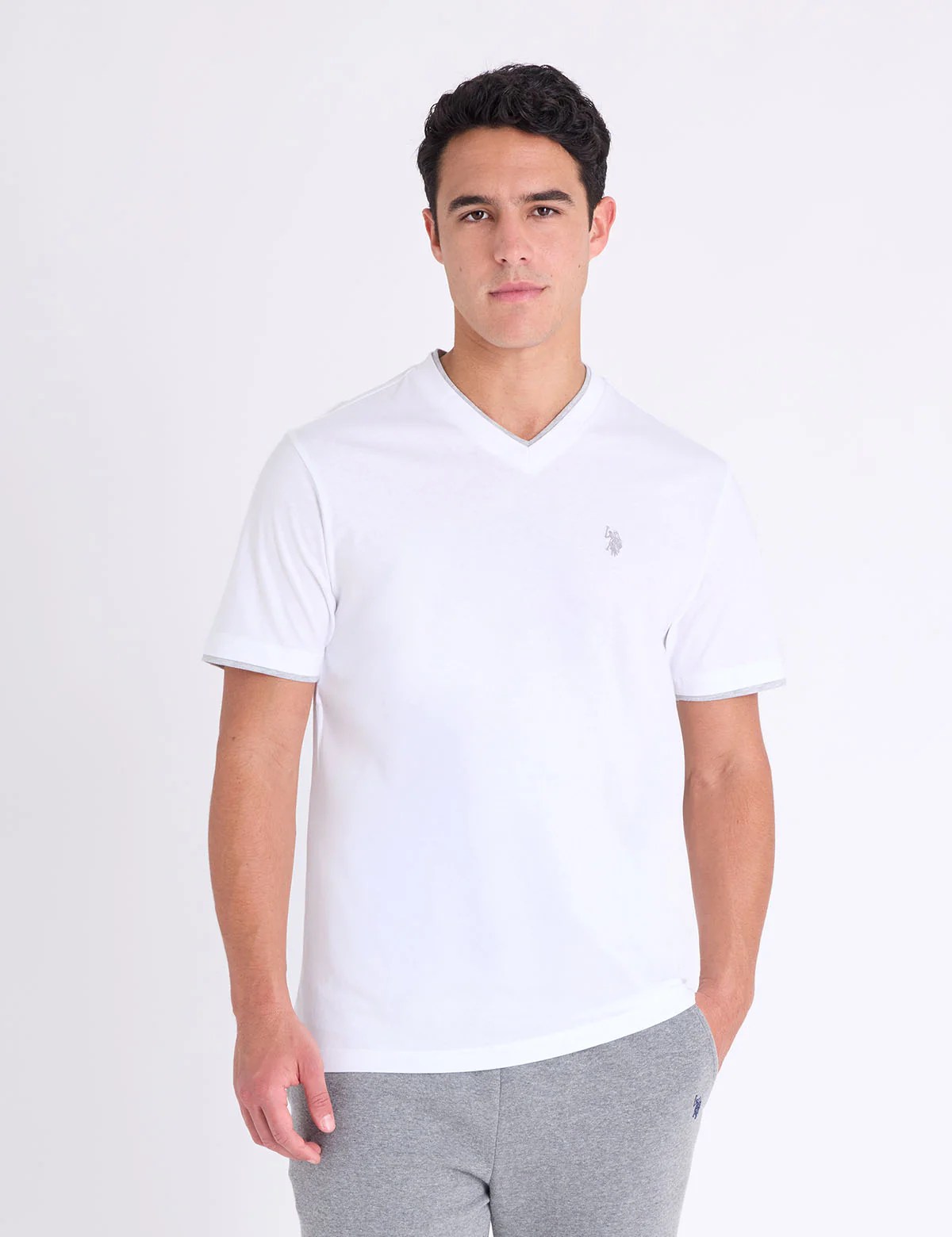 7701-double-v-neck-t-shirt-1.webp DOUBLE V-NECK T-SHIRT