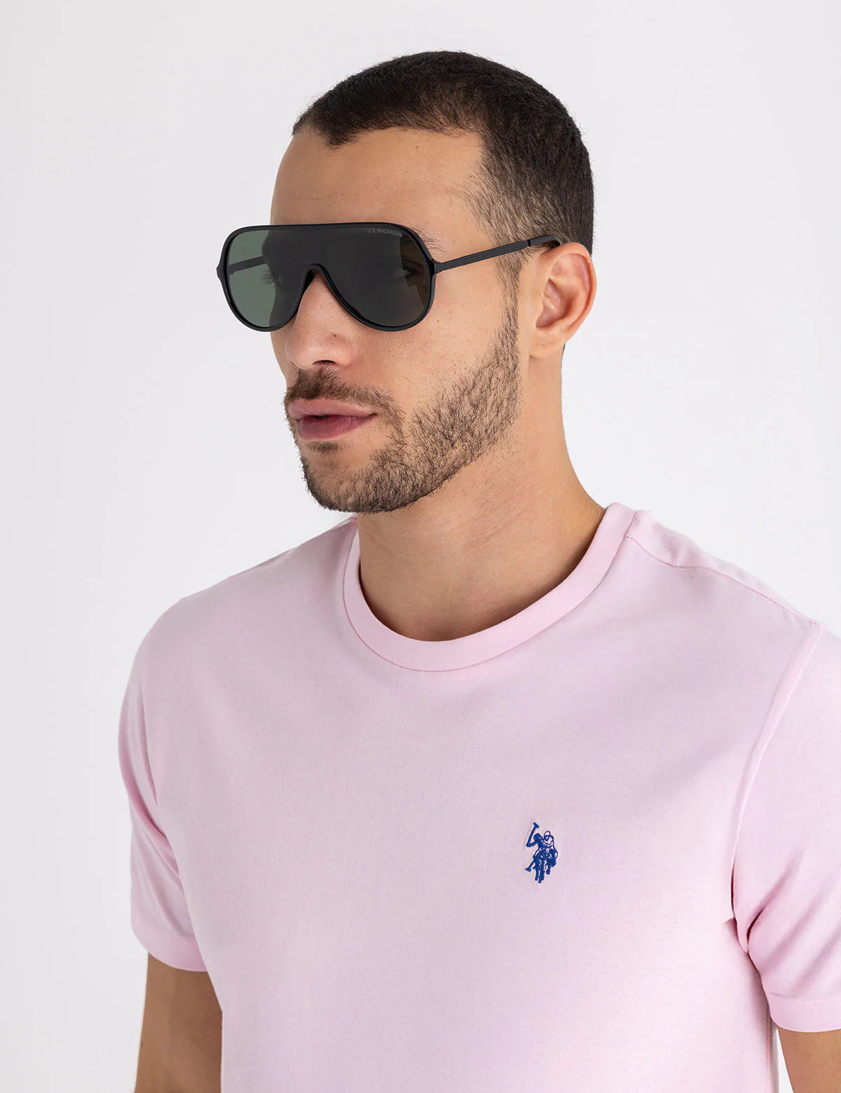 7811-solid-crew-neck-t-shirt-4.webp SOLID CREW NECK T-SHIRT