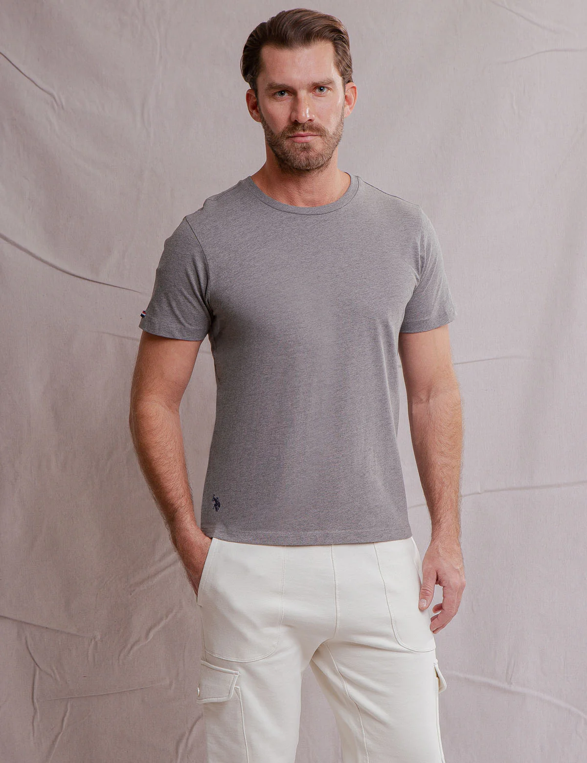 7895-white-label-supima-cotton-crew-neck-t-shirt-1.webp WHITE LABEL SUPIMA COTTON CREW NECK T-SHIRT
