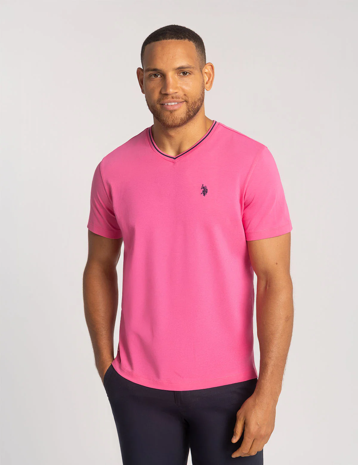 7952-tipped-v-neck-jersey-t-shirt-1.webp TIPPED V-NECK JERSEY T-SHIRT