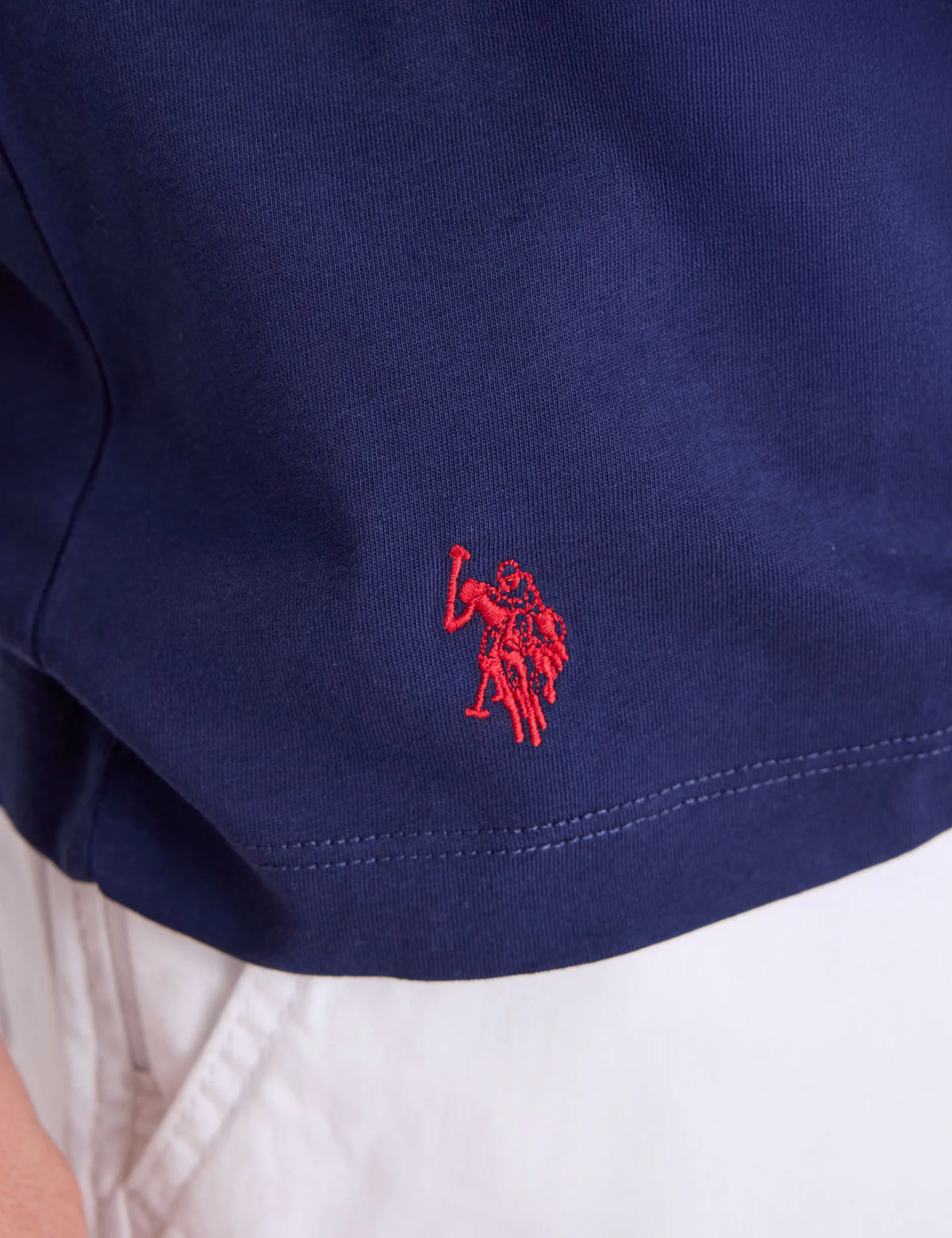 8205-uspa-embossed-wordmark-jersey-t-shirt-3.webp USPA EMBOSSED WORDMARK JERSEY T-SHIRT