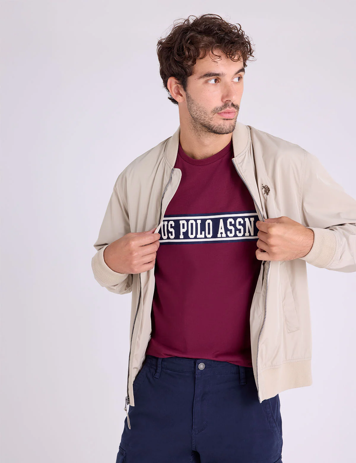 8330-color-block-chest-wordmark-jersey-t-shirt-7.webp COLOR BLOCK CHEST WORDMARK JERSEY T-SHIRT
