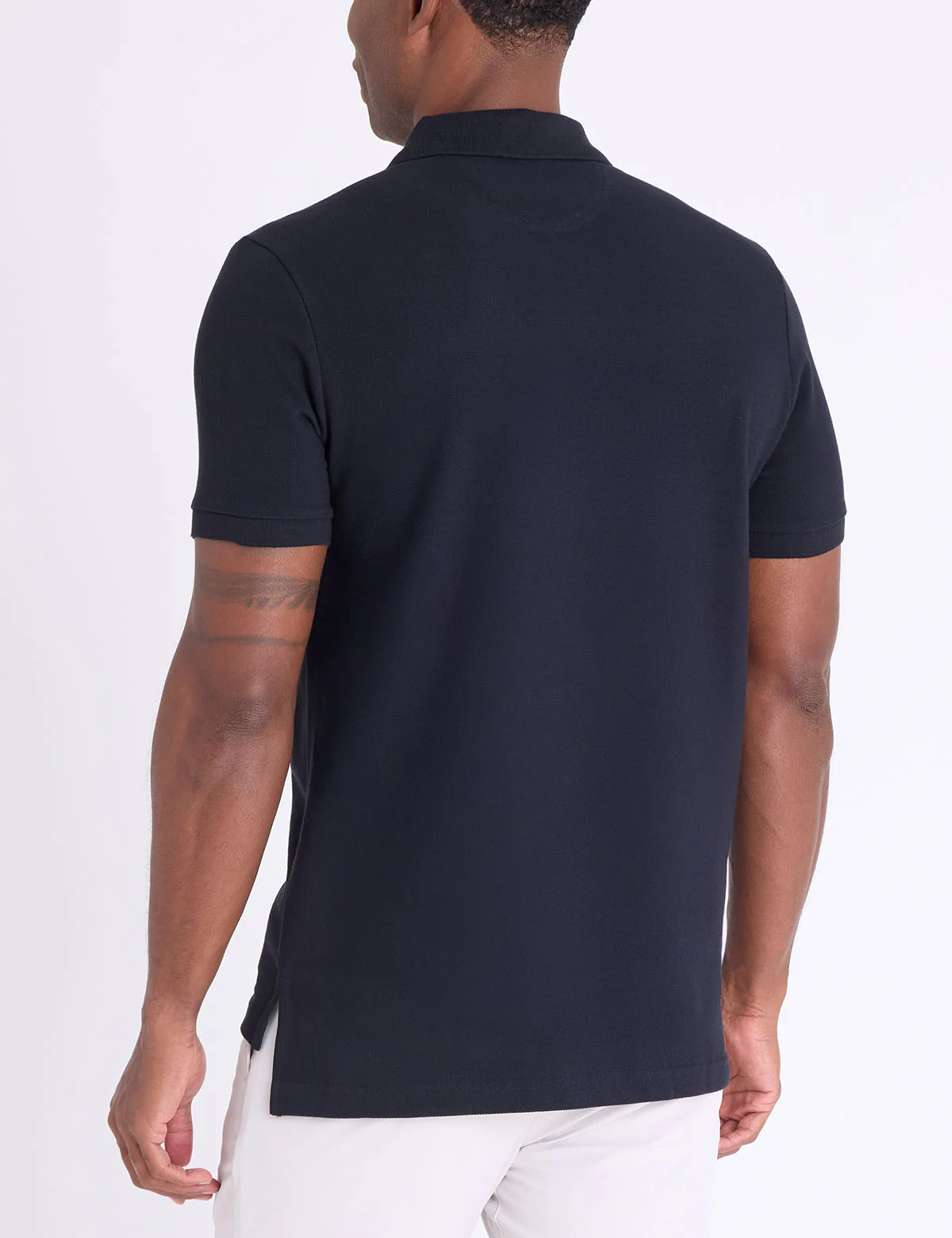 8465-slim-fit-solid-pique-polo-shirt-3.webp SLIM FIT SOLID PIQUE POLO SHIRT