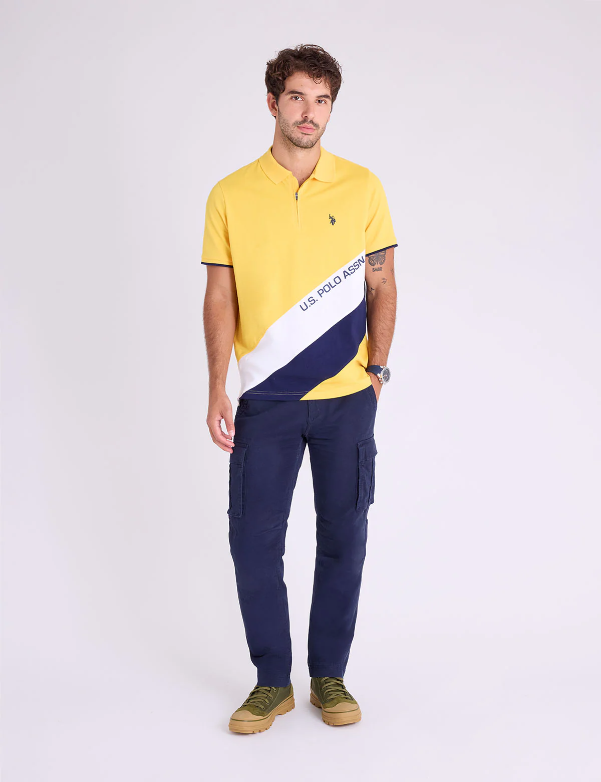 9431-pique-color-block-zipper-polo-shirt-6.webp PIQUE COLOR BLOCK ZIPPER POLO SHIRT