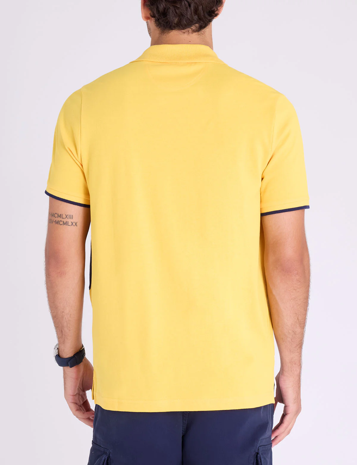 9431-pique-color-block-zipper-polo-shirt-7.webp PIQUE COLOR BLOCK ZIPPER POLO SHIRT